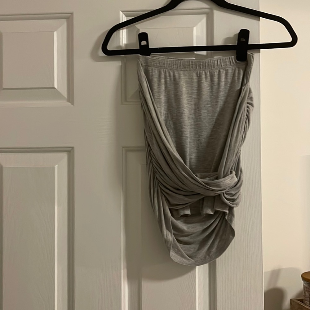Grey skirt